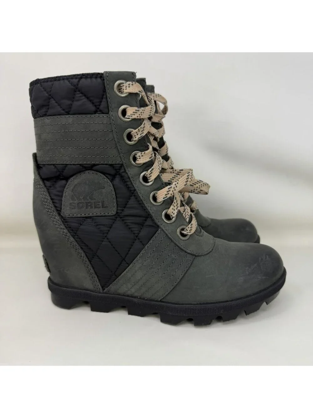 Sorel Lexie Joan Of Arctic Quilted Wedge Booties Green Black Women’s Size 5